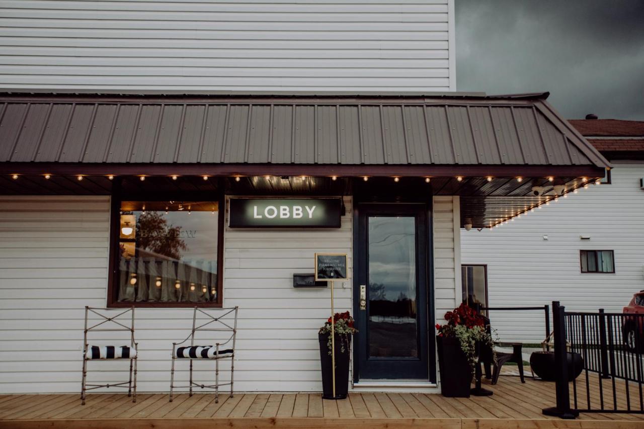 The Bayview - Frances, On - Lakeside